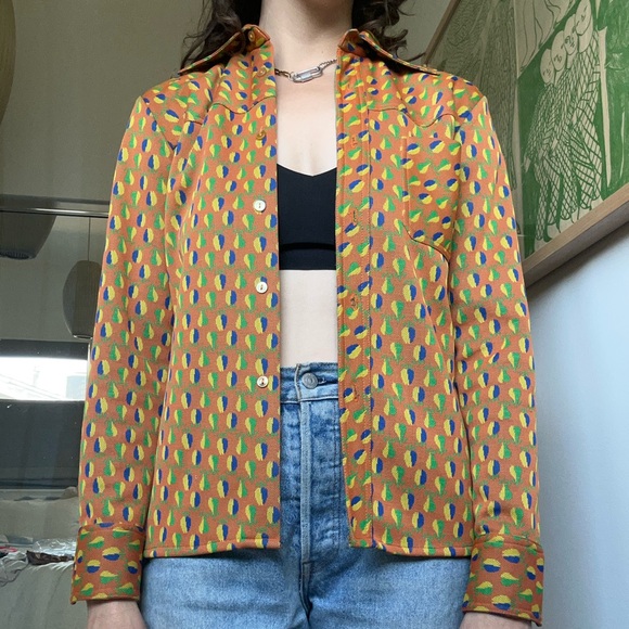 Vintage “Zorba” brand pear print button-up top with pointy collar - Picture 5 of 5